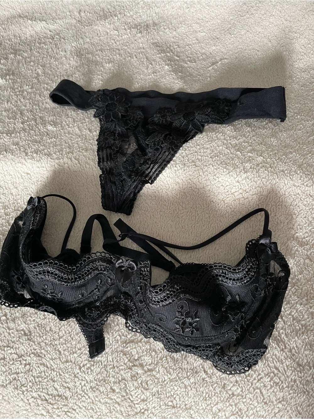 Black Lace Underwire shelf Bra and Thong Set